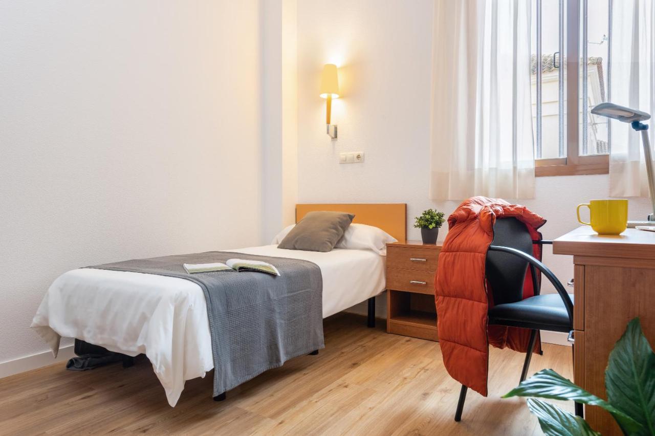 Micampus Bormujos Student Residence Dış mekan fotoğraf